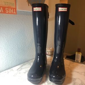 Hunter Boots Adjustable Back